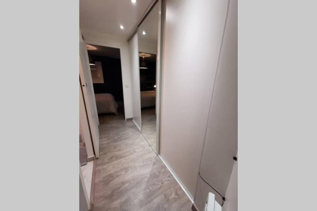 Appartement F2 Cosy Proche De L'Hyper Centre Caen Dış mekan fotoğraf