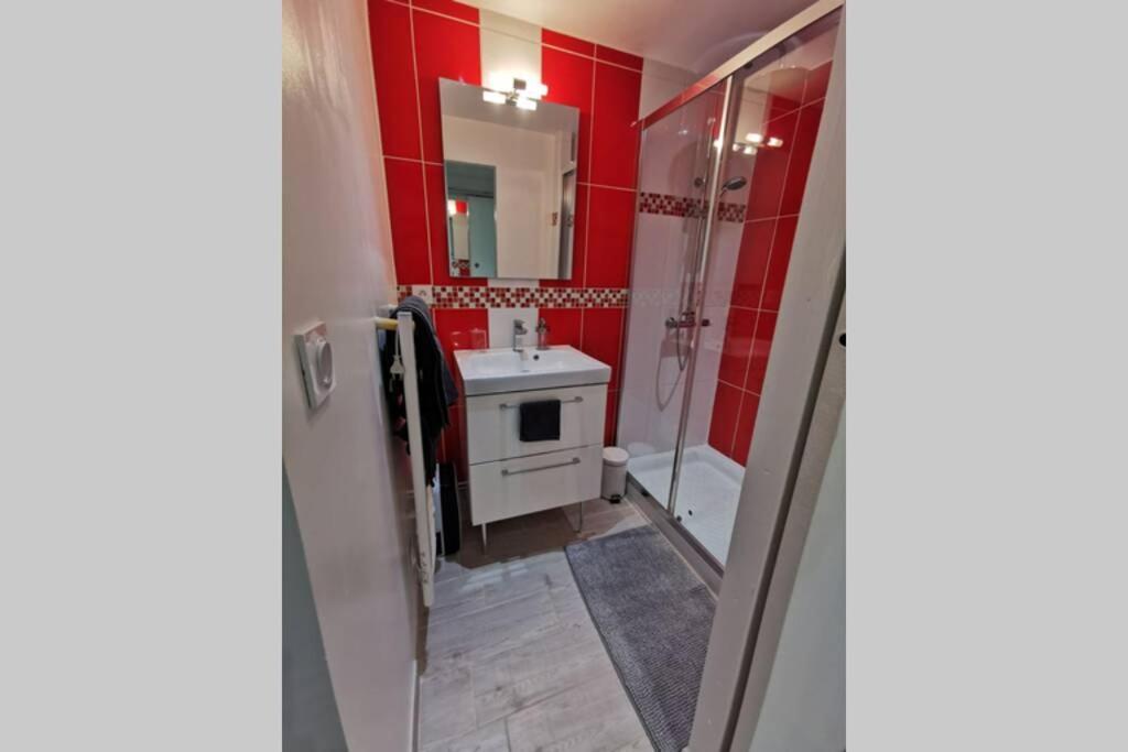 Appartement F2 Cosy Proche De L'Hyper Centre Caen Dış mekan fotoğraf